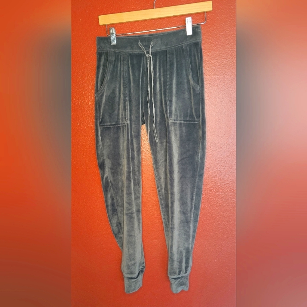 Cynthia Rowley Velvet Tappered Sweatpants